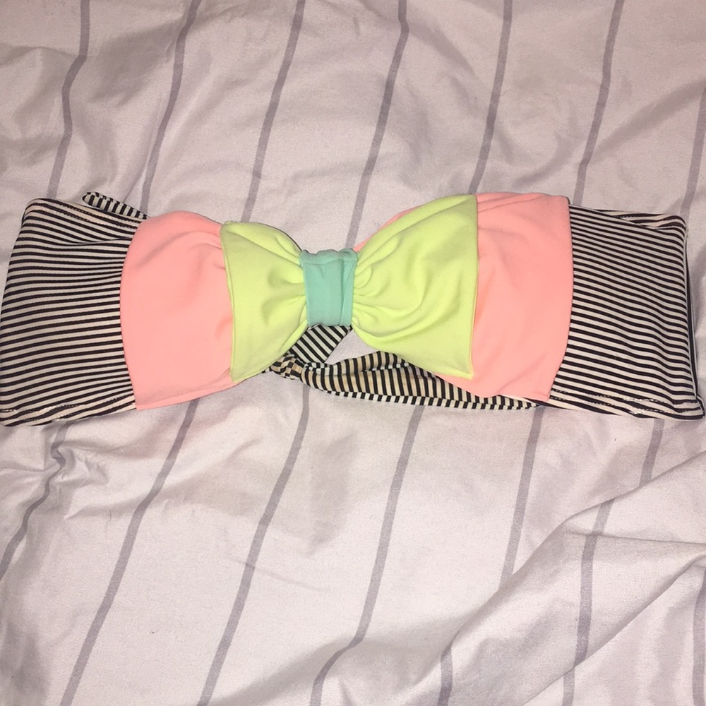 Bikini top